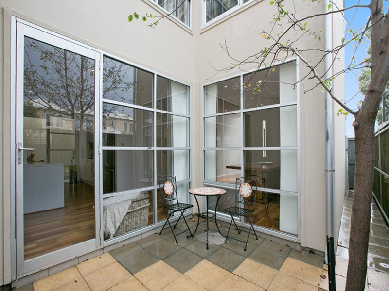 11 Yates Street, Mawson Lakes SA 5095