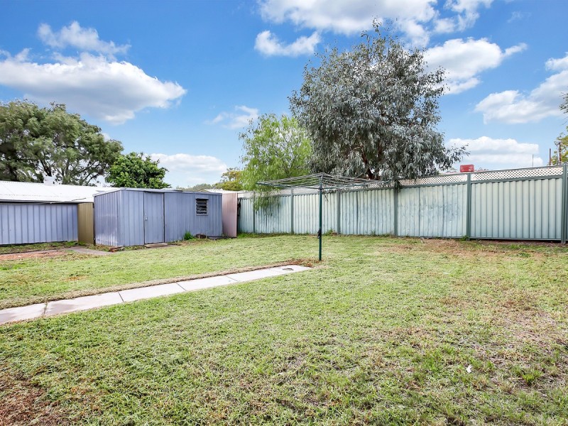 17 Wyndham Crescent, Surrey Downs SA 5126