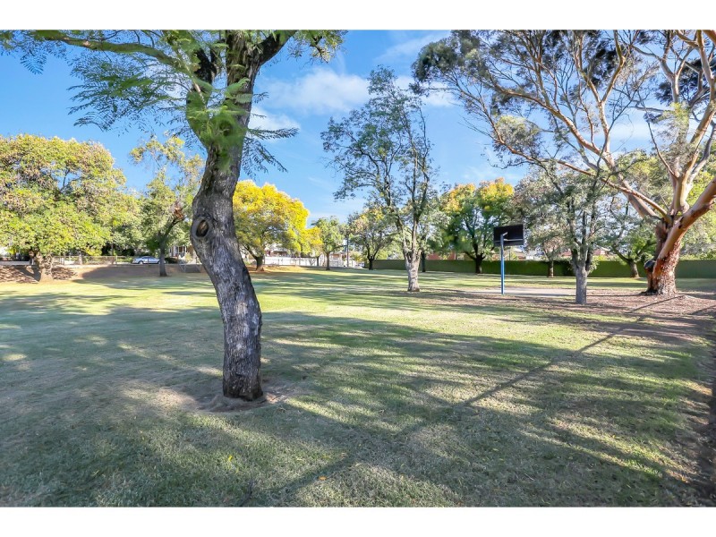 7/45 Seventh Avenue, St Peters SA 5069