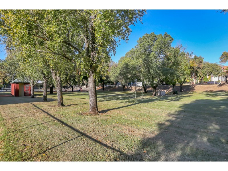 7/45 Seventh Avenue, St Peters SA 5069