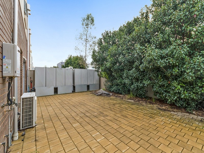 27 Bolton Avenue, Devon Park SA 5008