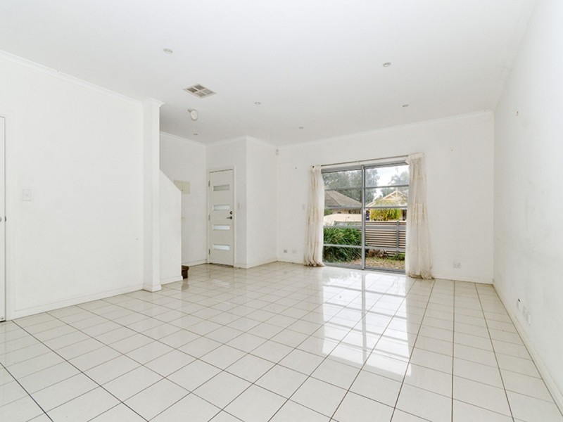 27 Bolton Avenue, Devon Park SA 5008