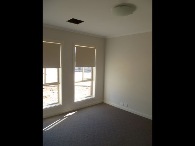 15/77a Chellaston Road, Munno Para West SA 5115