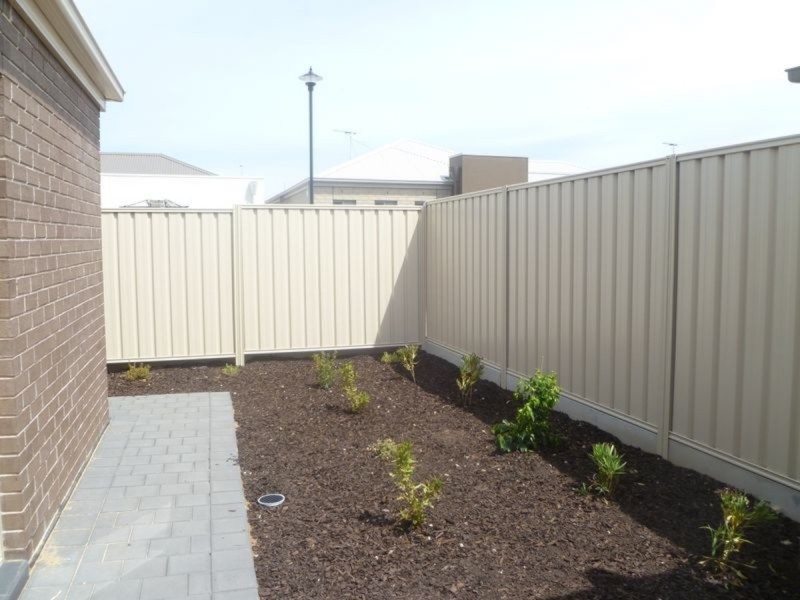 15/77a Chellaston Road, Munno Para West SA 5115