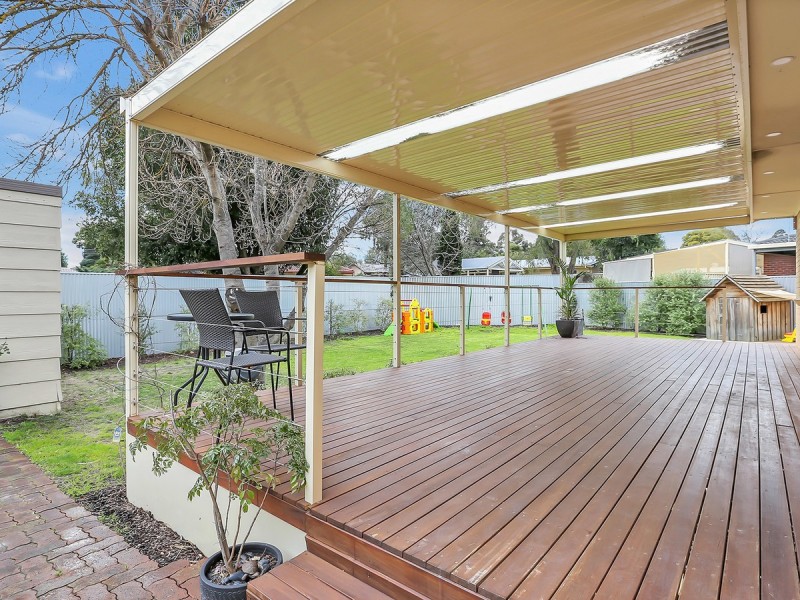 4 Niblick Street, Fairview Park SA 5126