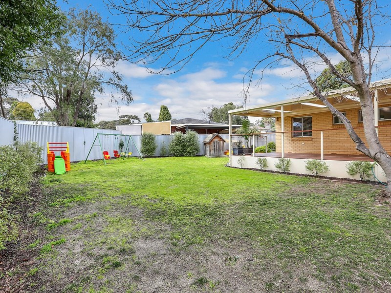 4 Niblick Street, Fairview Park SA 5126