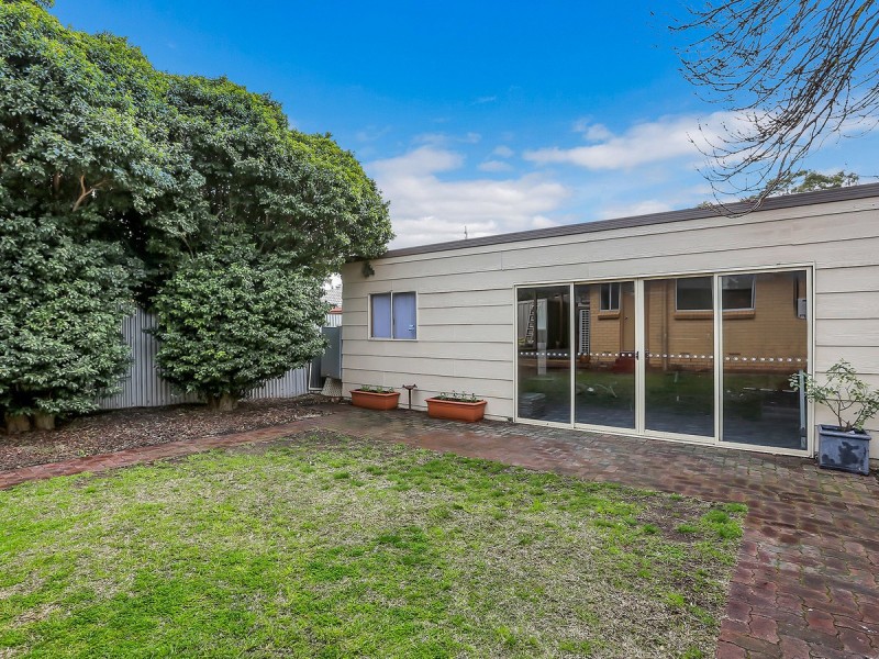 4 Niblick Street, Fairview Park SA 5126
