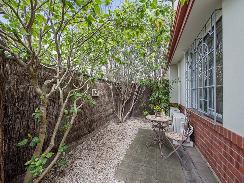 2/1A Carr Avenue, Frewville SA 5063