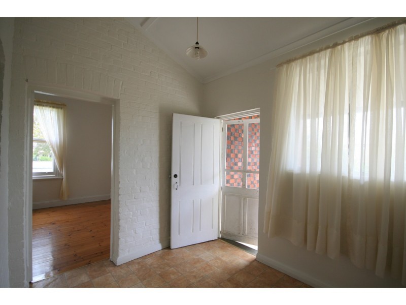 23 Winchester Street, St Peters SA 5069