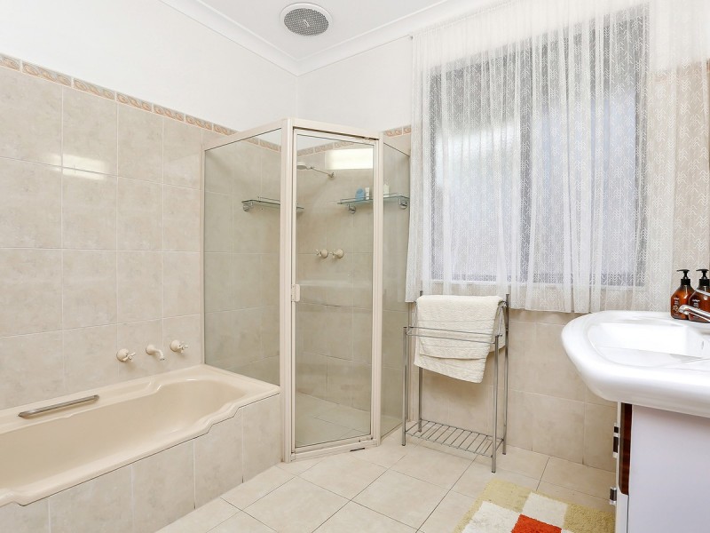 9 Yalpara Avenue, Rostrevor SA 5073