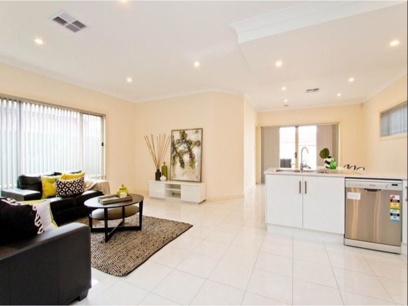 15 Beatrice Avenue, Seaton SA 5023