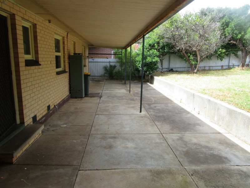 4 Chrysler Drive, Holden Hill SA 5088