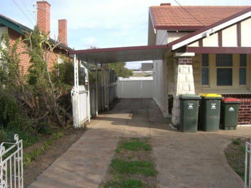 8 Victoria Street, Glandore SA 5037
