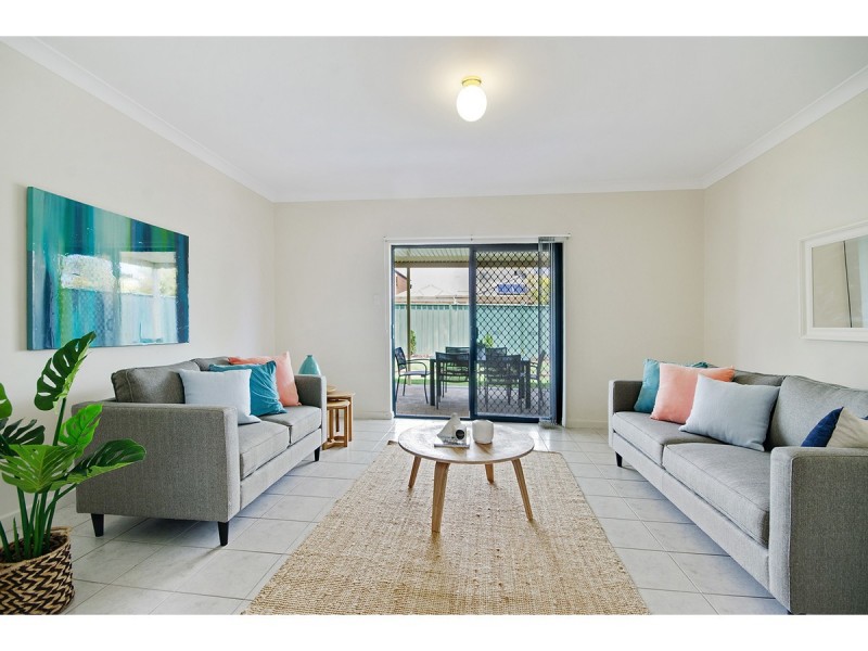 24 Mallard Crescent, Mawson Lakes SA 5095