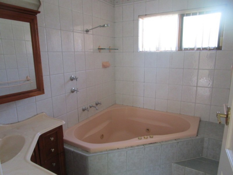 88 Awoonga Road, Hope Valley SA 5090