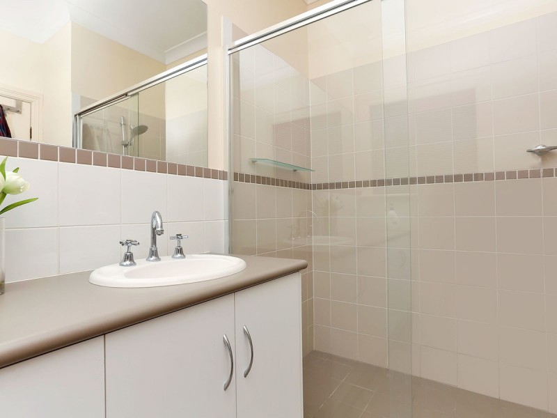 8b Trewren Avenue, Rostrevor SA 5073