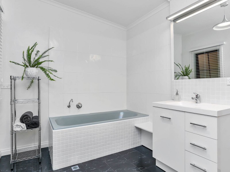 47 Landseer Crescent, Dernancourt SA 5075