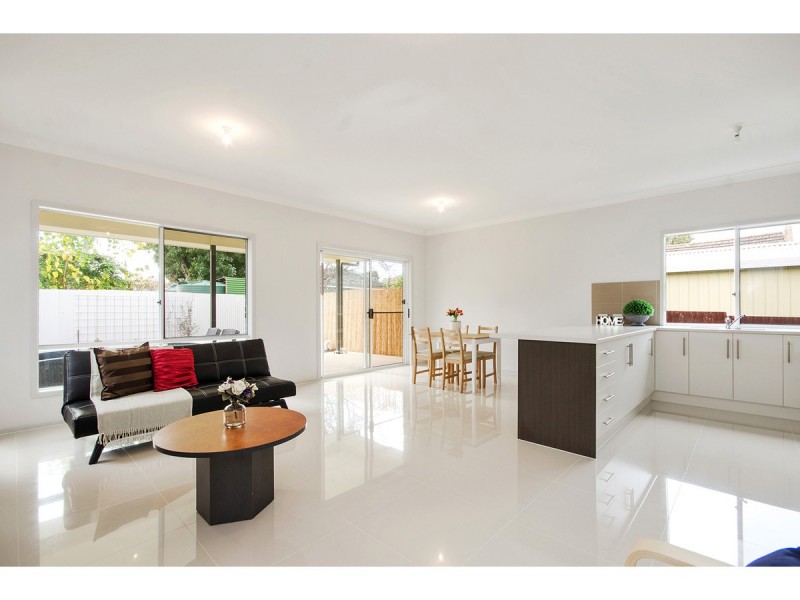 30b Ascot Avenue, Vale Park SA 5081