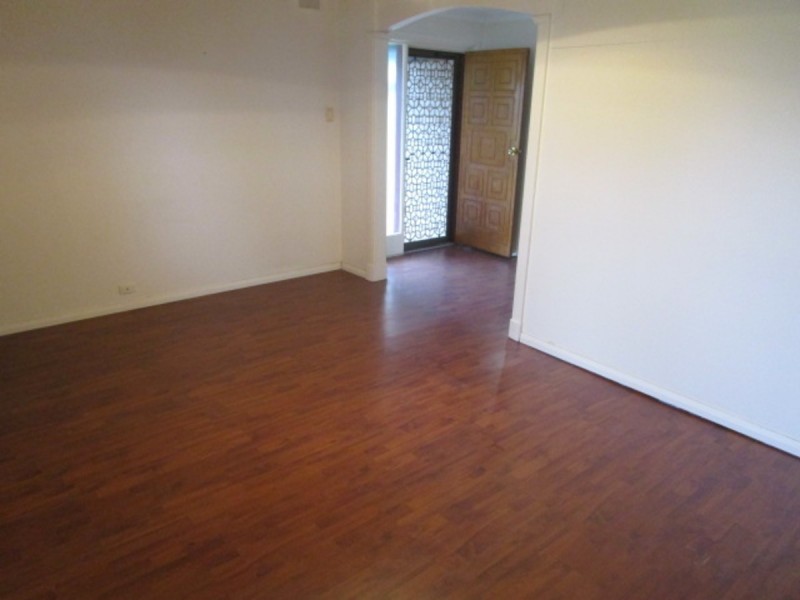 11 Cooke Street, Modbury SA 5092