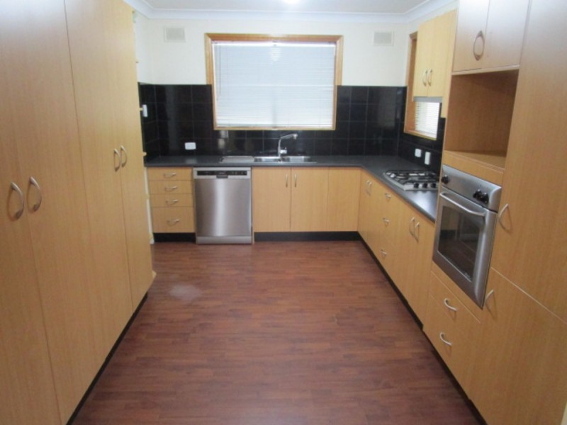 11 Cooke Street, Modbury SA 5092