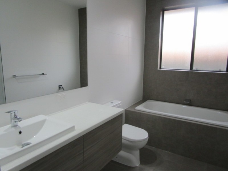 9 Almond Avenue, Dernancourt SA 5075