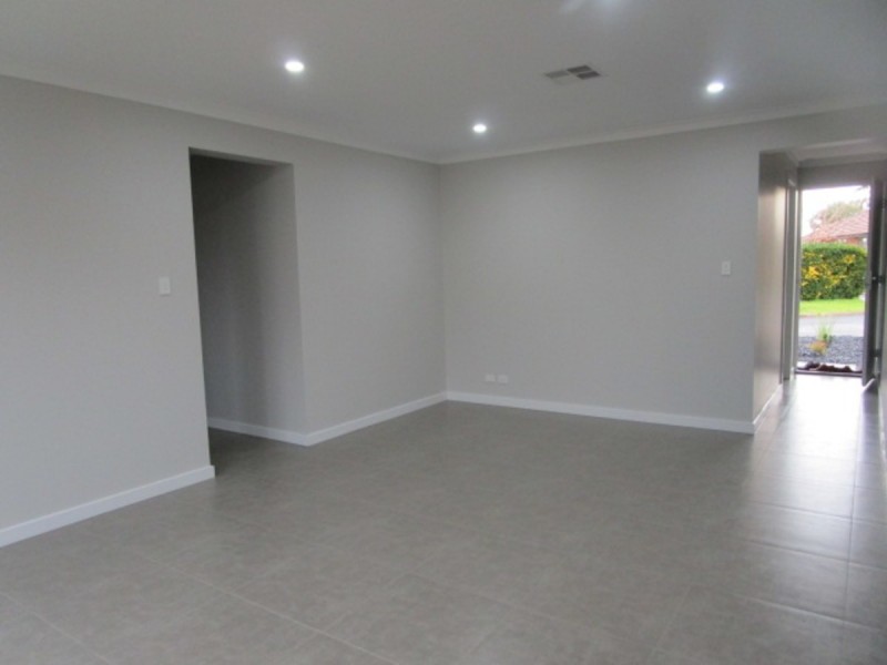 9 Almond Avenue, Dernancourt SA 5075