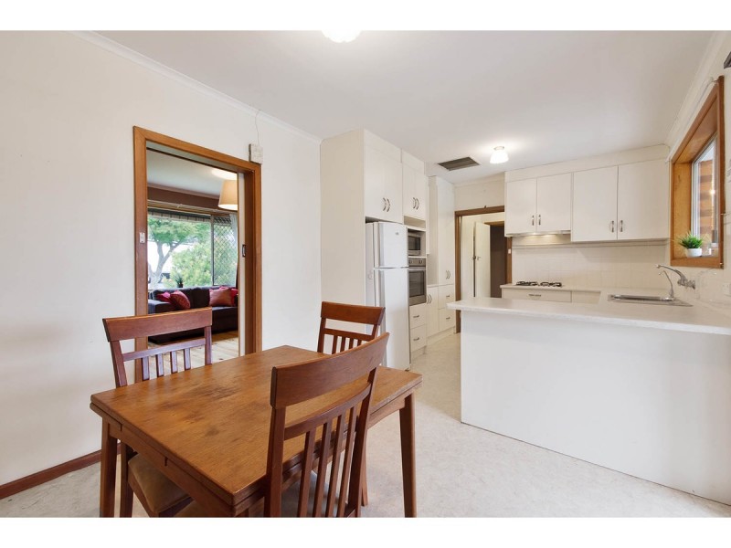 40 Gloucester Avenue, Salisbury East SA 5109