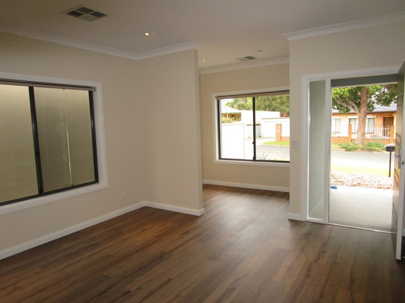 8 Zircon Crescent, Highbury SA 5089