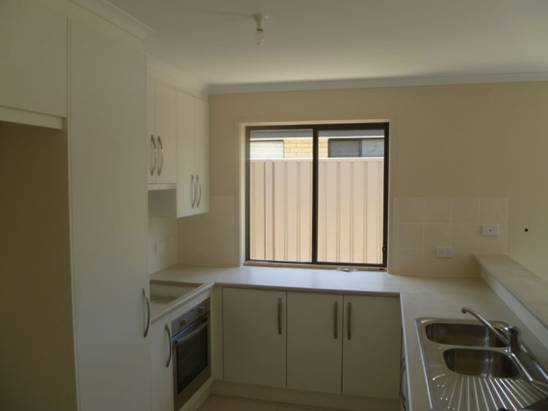 12 School Oval Drive, Christies Beach SA 5165