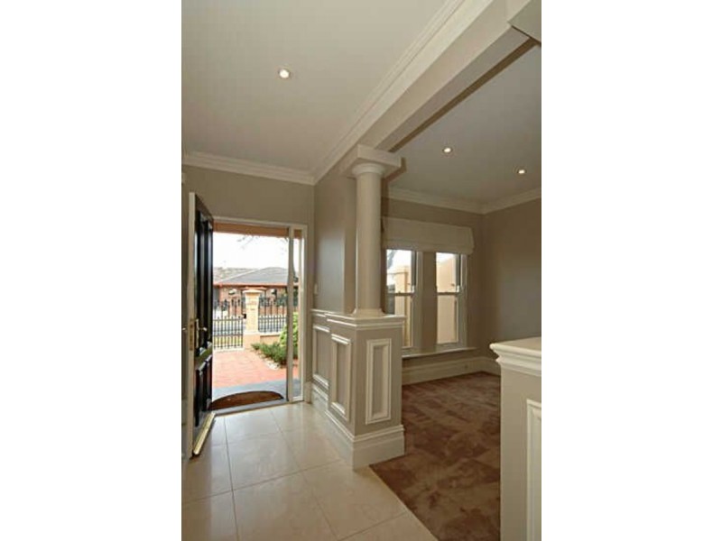 2/160 Ashbrook Avenue, Trinity Gardens SA 5068