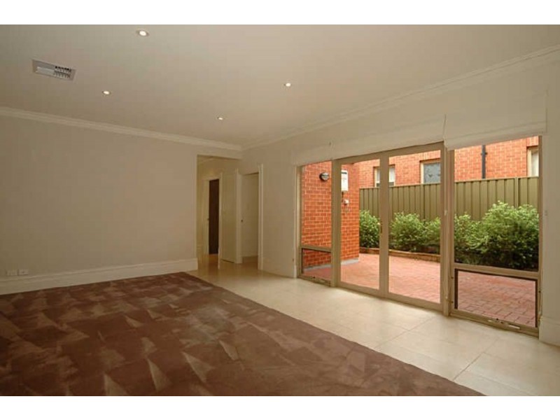 2/160 Ashbrook Avenue, Trinity Gardens SA 5068