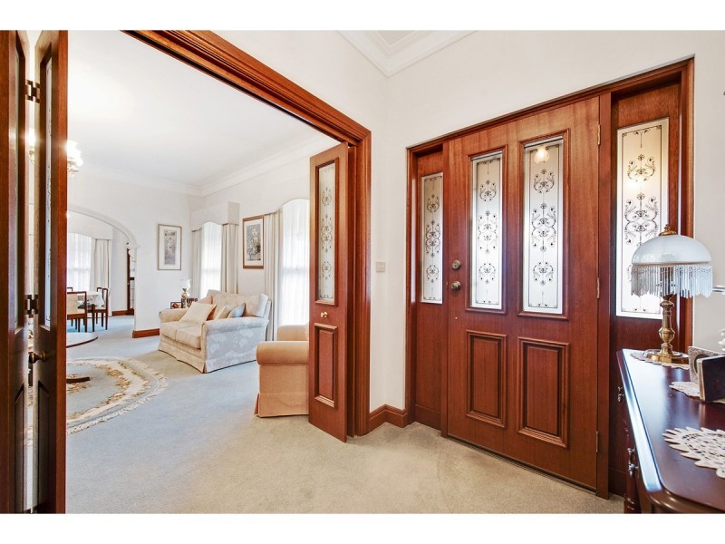 9 Greengate Crescent, Beaumont SA 5066