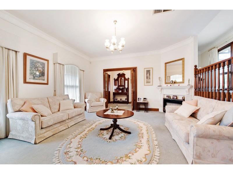 9 Greengate Crescent, Beaumont SA 5066