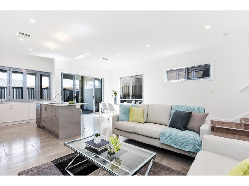 8a Avoca Street, Dernancourt SA 5075