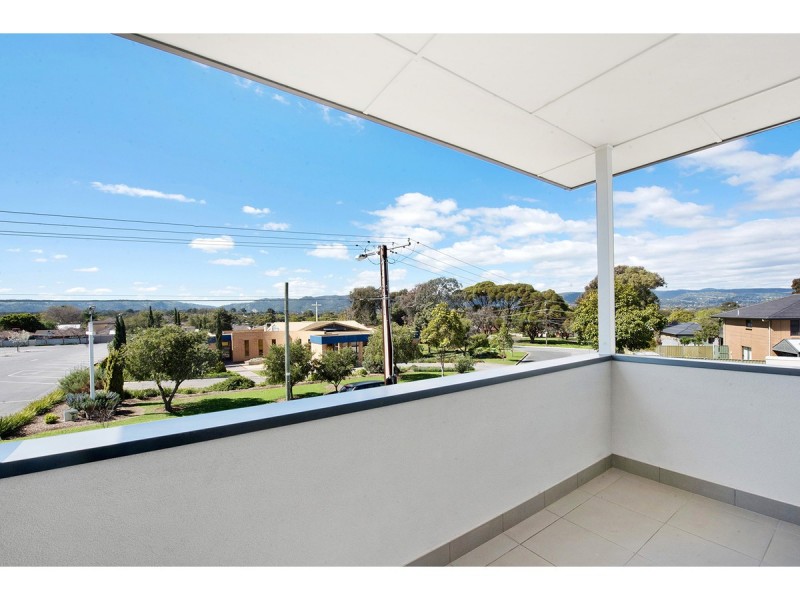 8a Avoca Street, Dernancourt SA 5075