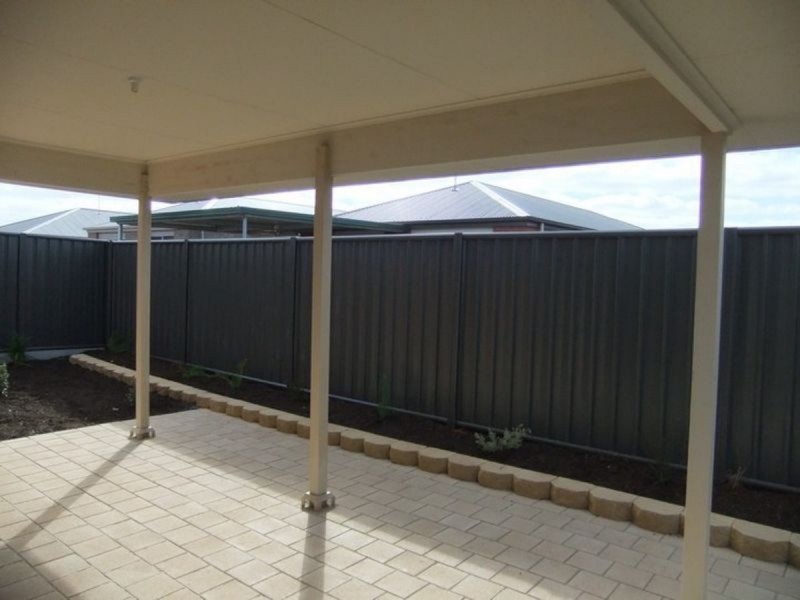 21 St Clair Avenue, Andrews Farm SA 5114