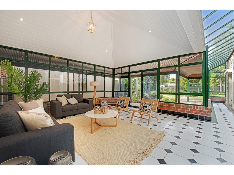 25 Stephen Terrace, St Peters SA 5069