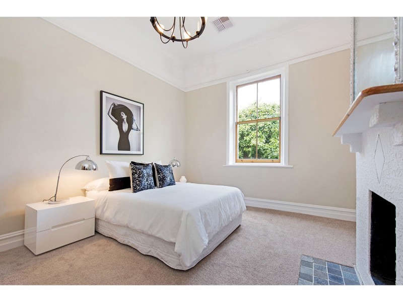 25 Stephen Terrace, St Peters SA 5069