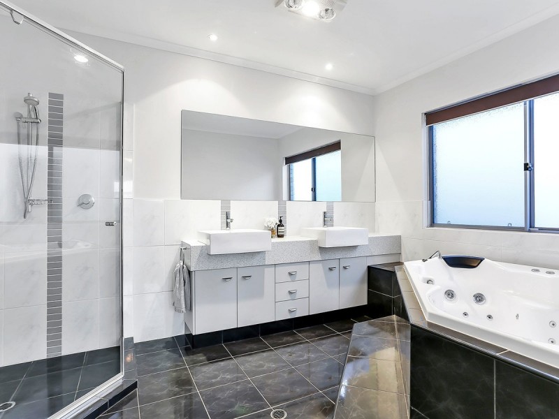 47 Elder Drive, Mawson Lakes SA 5095