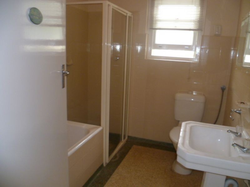 18 Third Avenue, St Peters SA 5069