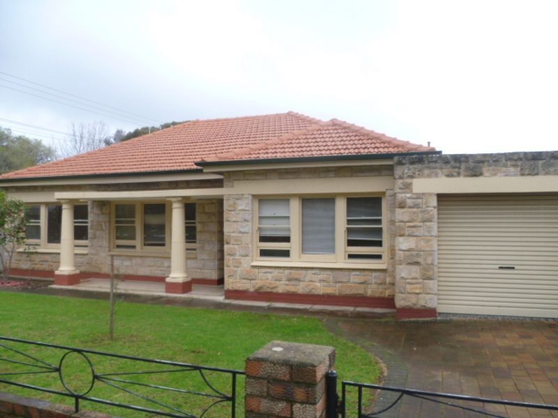18 Third Avenue, St Peters SA 5069