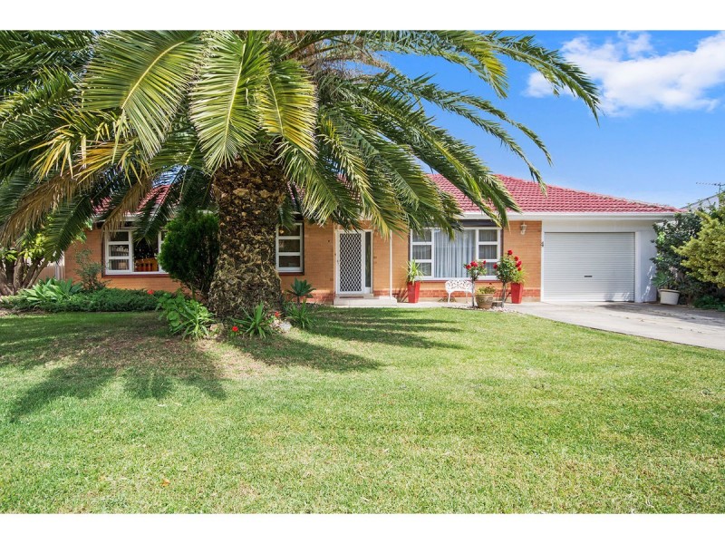 4 Colleen Street, Rostrevor SA 5073