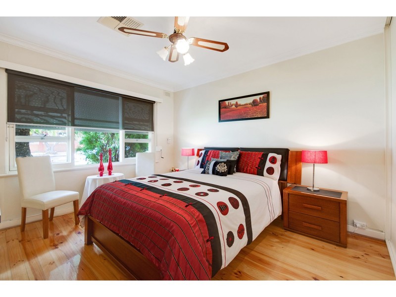 4 Colleen Street, Rostrevor SA 5073