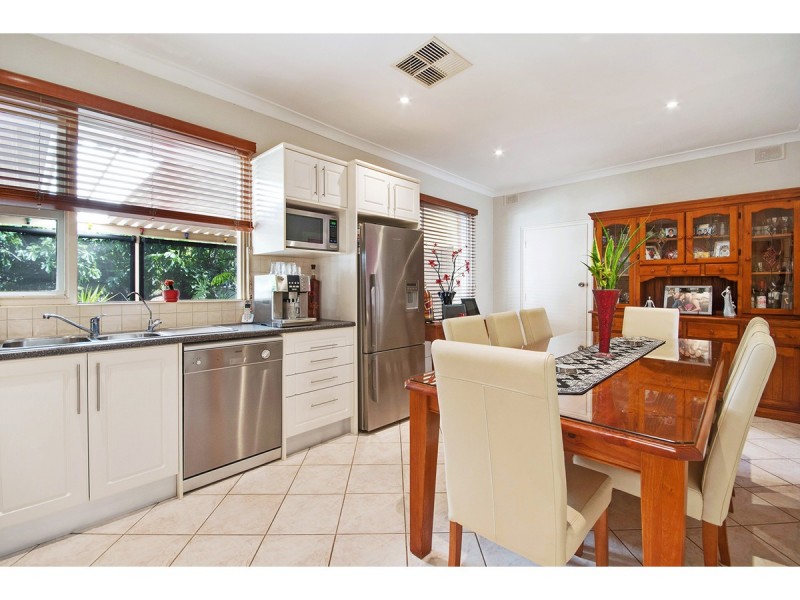 4 Colleen Street, Rostrevor SA 5073