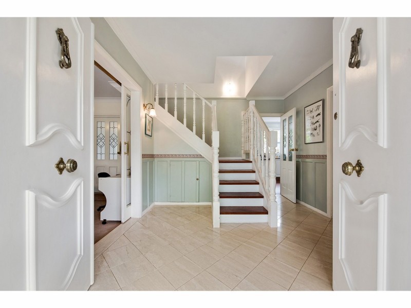 8 Birksgate Drive, Urrbrae SA 5064