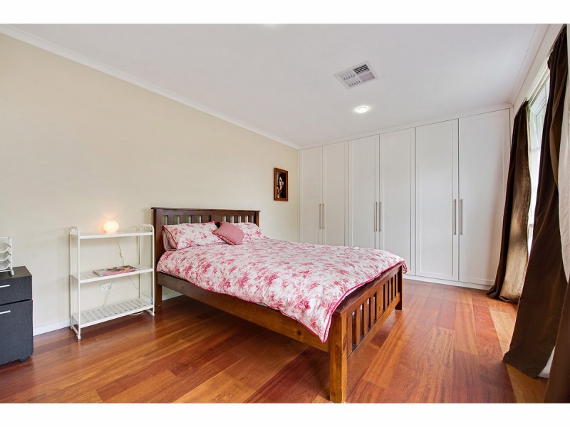 8 Birksgate Drive, Urrbrae SA 5064