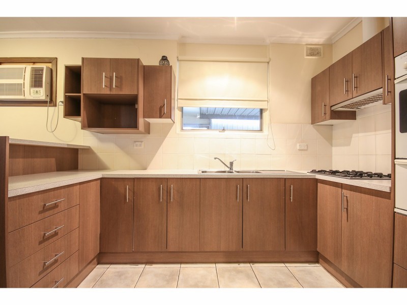 8 Louis Crescent, Newton SA 5074