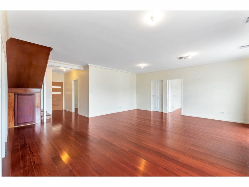 41 Mckinlay Avenue, Gilles Plains SA 5086