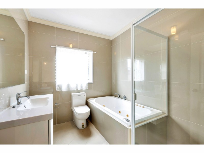 41 Mckinlay Avenue, Gilles Plains SA 5086