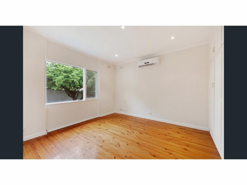 15 Parslow Road, Para Hills SA 5096